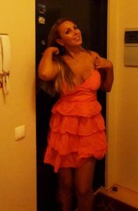 Кармен возбуждает себя, прежде чем трахнуться с дилдо - фото #29